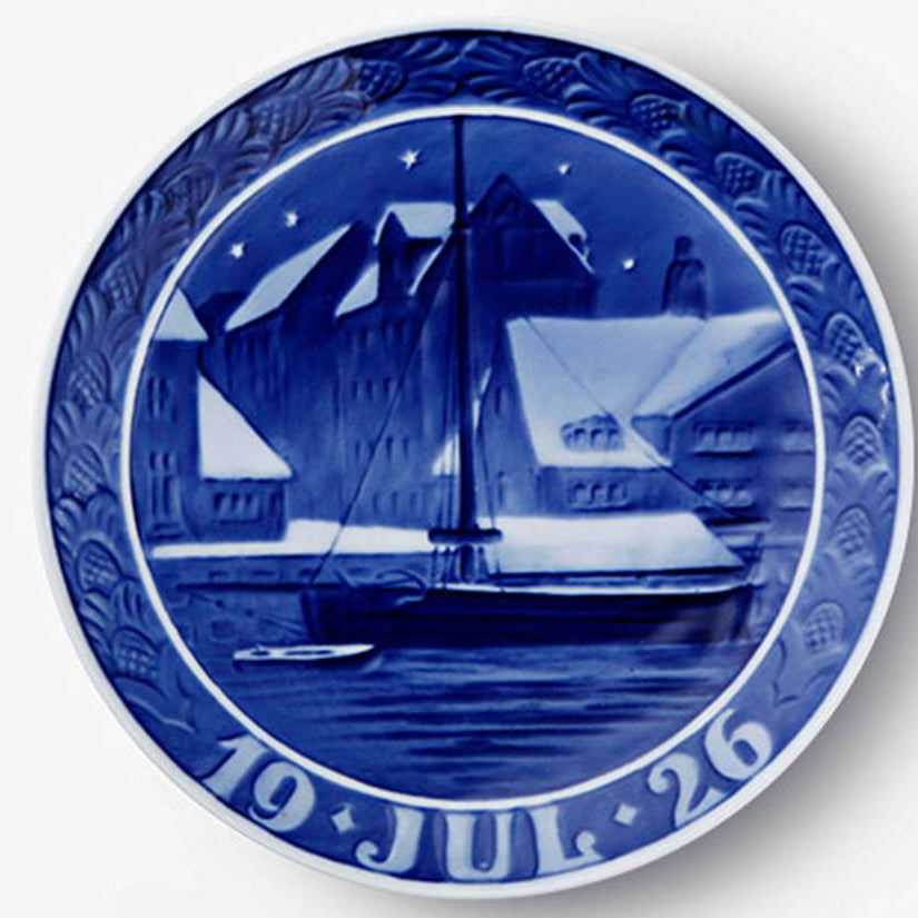1926 Royal Copenhagen Christmas Plate