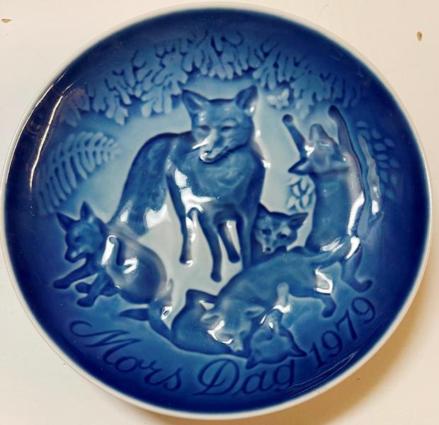 1997年 Bing & Grondahl 母亲节纪念盘