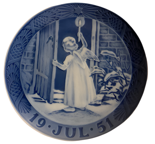 1951 Royal Copenhagen Christmas Plate