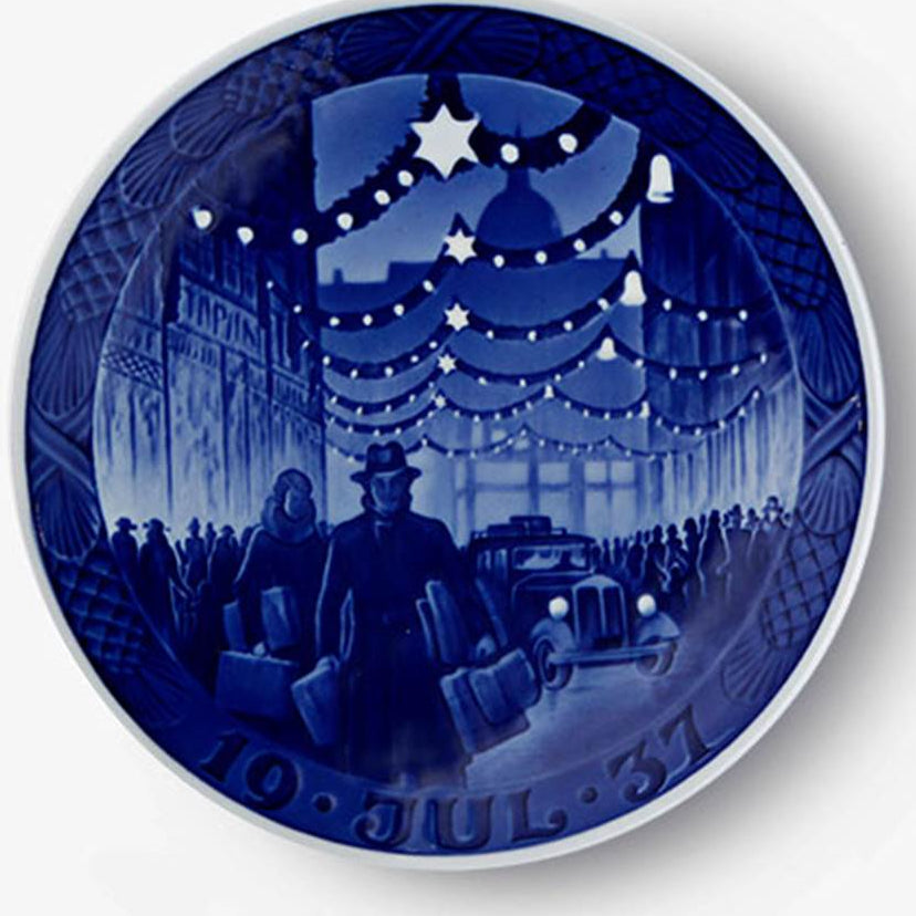 1937 Royal Copenhagen Christmas Plate