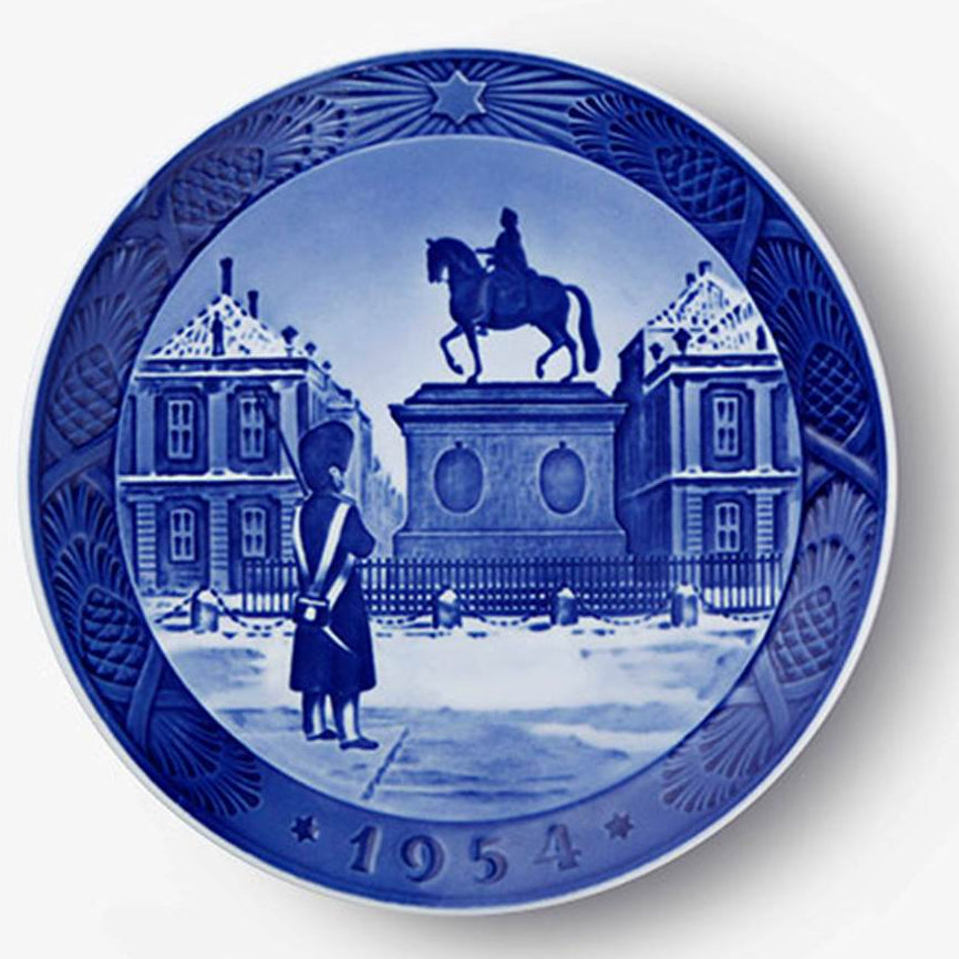 1954 Royal Copenhagen Christmas Plate