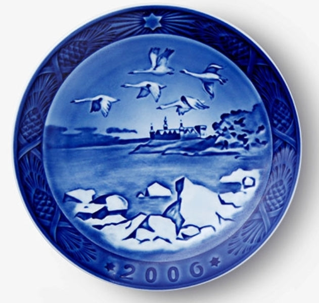 2006 Royal Copenhagen Christmas Plate