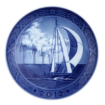 2012 Royal Copenhagen Christmas Plate
