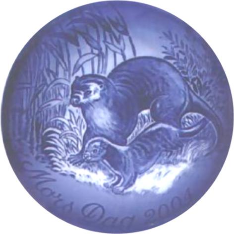 2004 Bing & Grondahl Mother's Day Plate